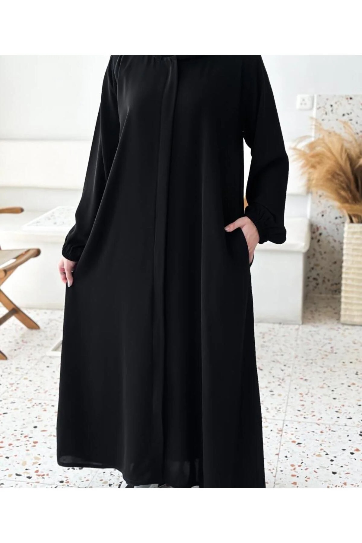 عباية بسحاب وجيوب