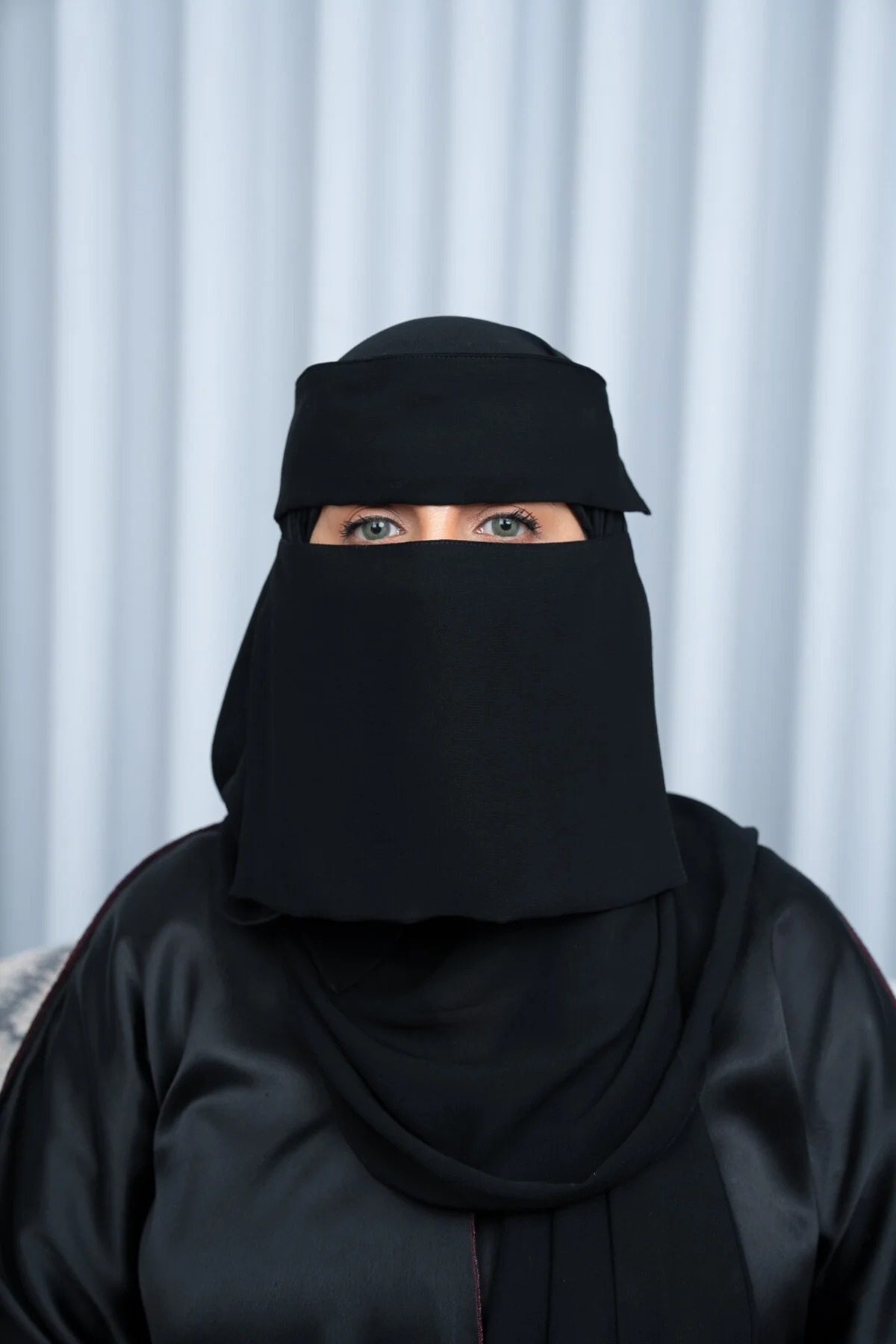 نقاب اسود
