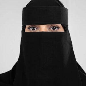نقاب نسائي